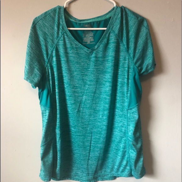 🐳 turquoise athletic tee! 🐳 3/$20 - Picture 1 of 3